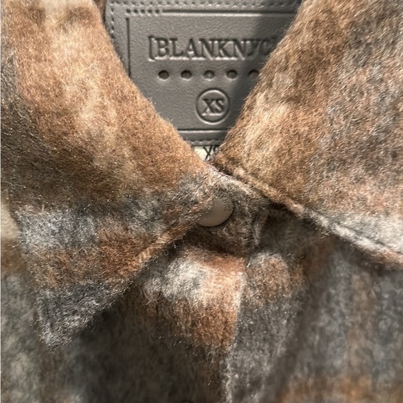 Blanknyc xs shacket - Picture 2 of 3